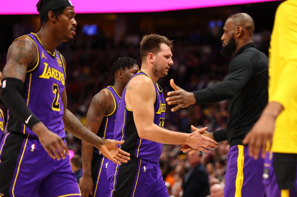 他通过调整 他通过调整