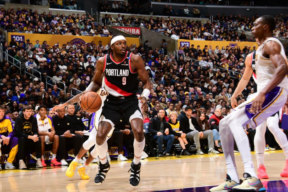 中崭露头角 中崭露头角