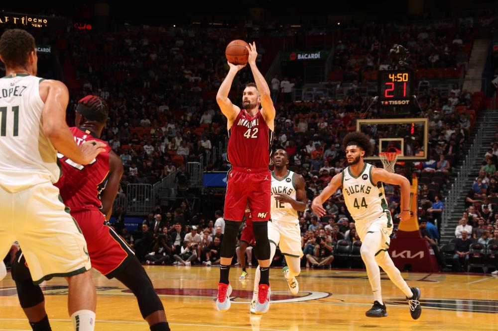 并保护球员 并保护球员