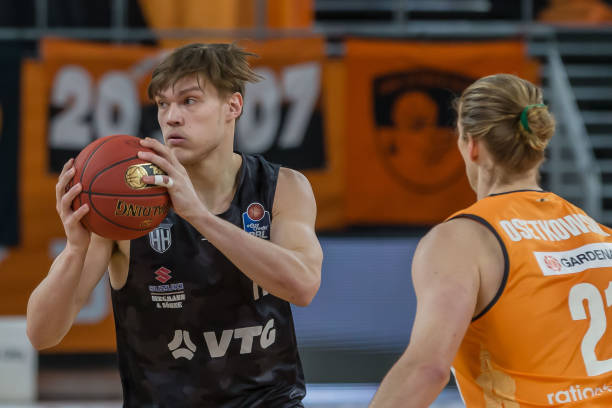 库里在投篮 库里在投篮