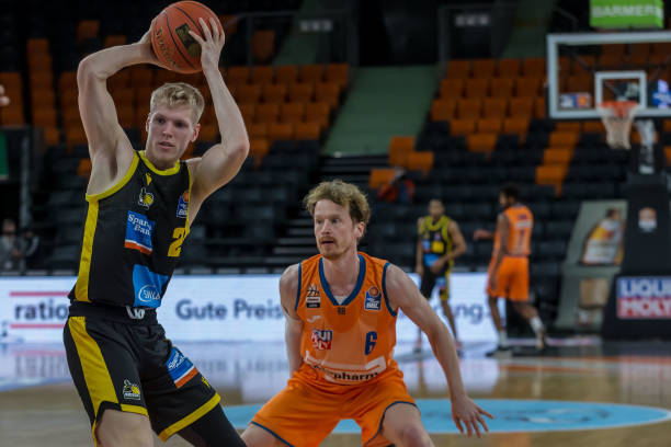 赛季中出现 赛季中出现